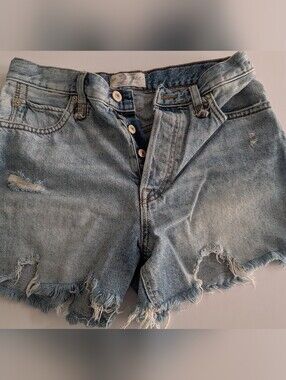 Free People We The Free Cut Off Distressed Denim Shorts Size 26